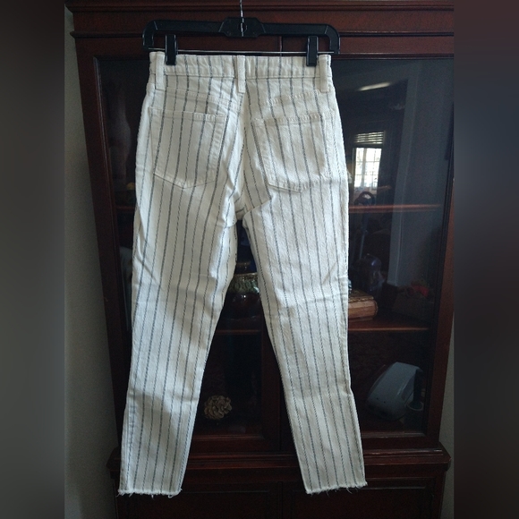 Abercrombie & Fitch Simone High Rise Slim Size 25/0 White with Navy Blue Stripes - Picture 5 of 5
